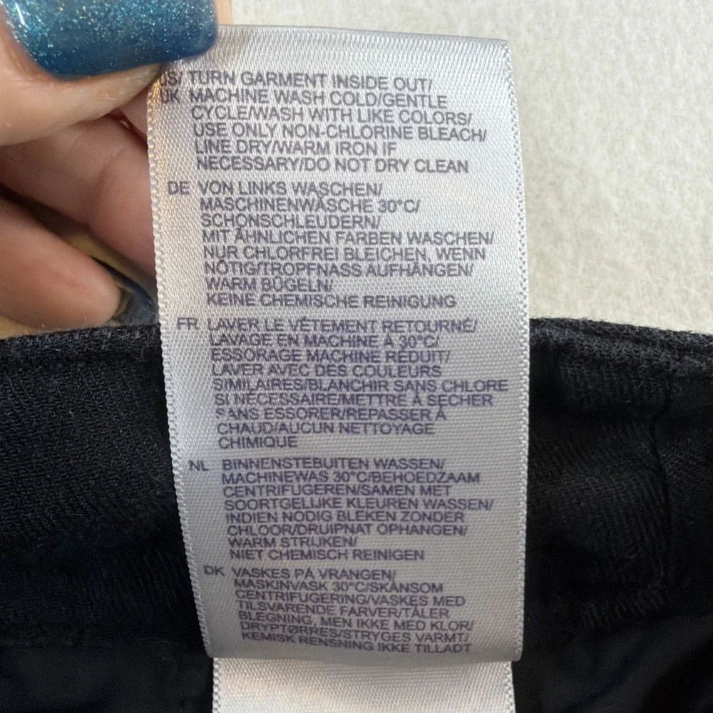 NYDJ Women's Shorts Size 6 Black Linen Blend Stretch Bermuda Walking